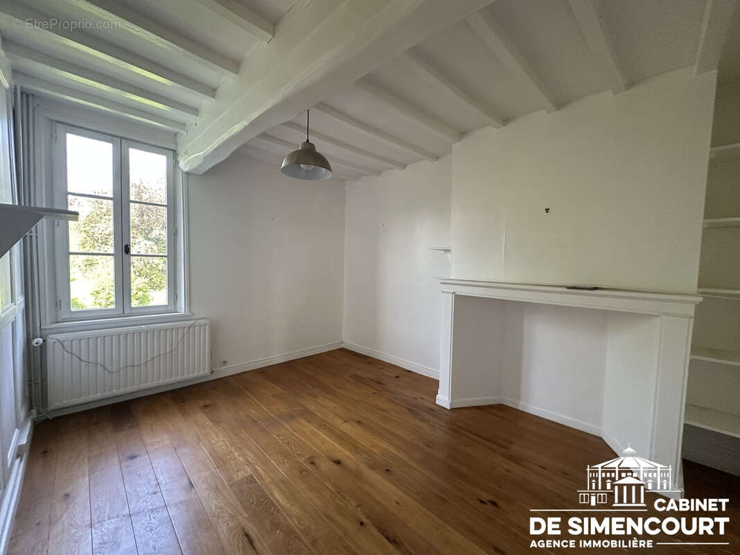 Maison à SAINT-SAUFLIEU