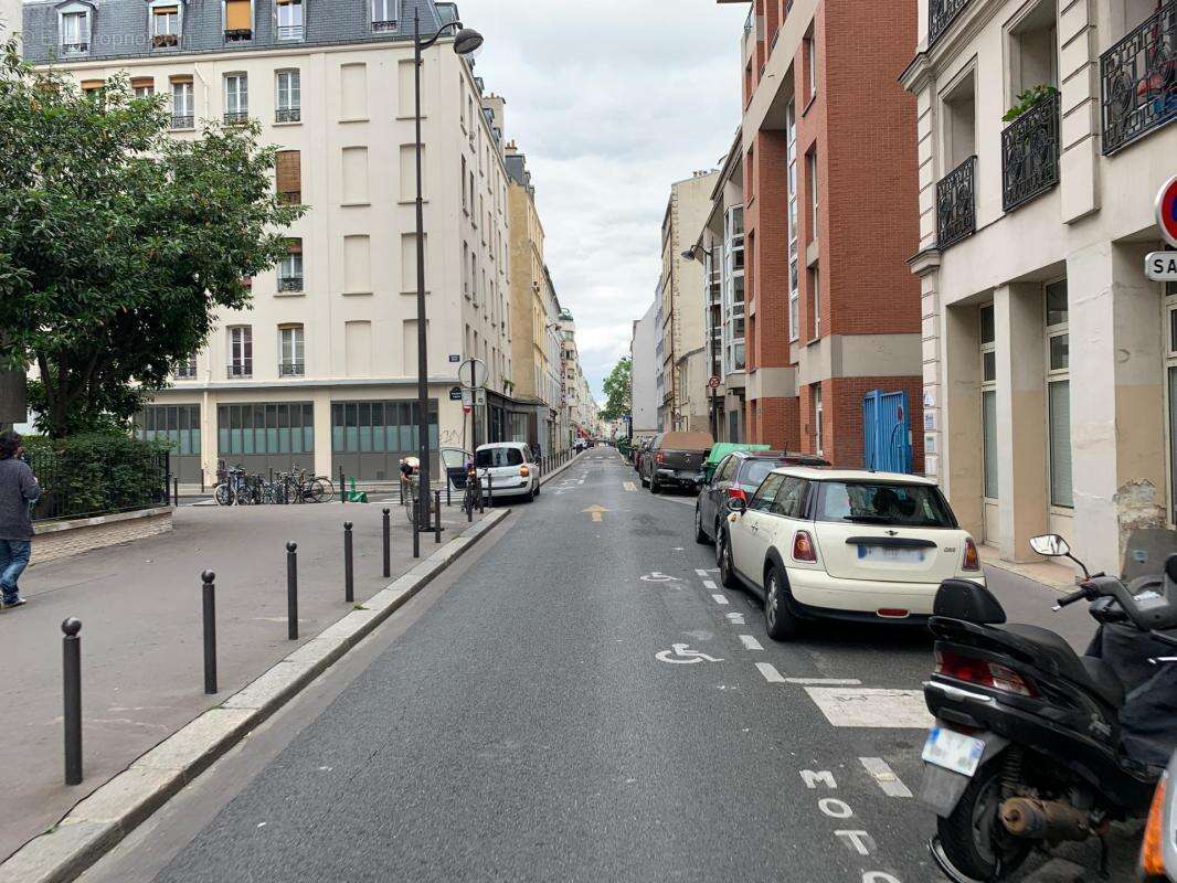 Appartement à PARIS-11E