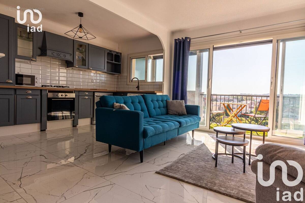 Photo 1 - Appartement à SAINT-RAPHAEL