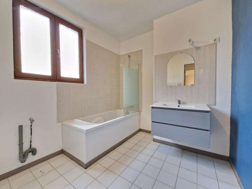 Appartement à VERNEUIL-SUR-AVRE