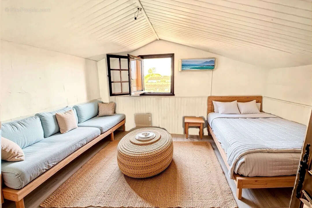 Appartement à LA LONDE-LES-MAURES