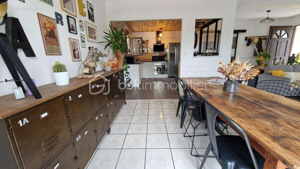 Maison de plain-pied avec beau terrain piscinable - photo 2