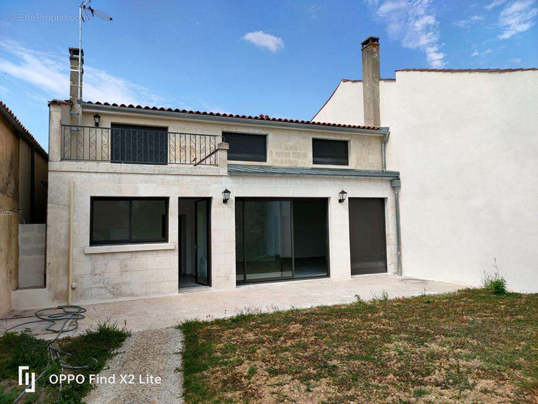 Maison Saint Hilaire De Villefranche - photo 2