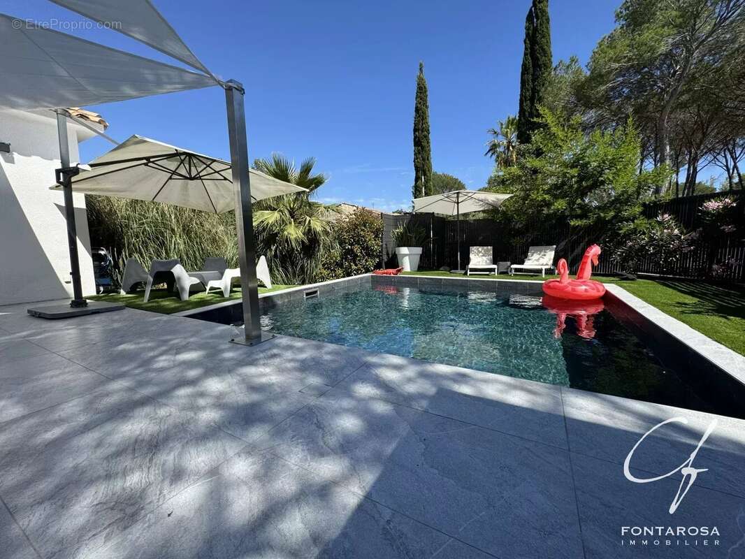 Maison à PUGET-SUR-ARGENS