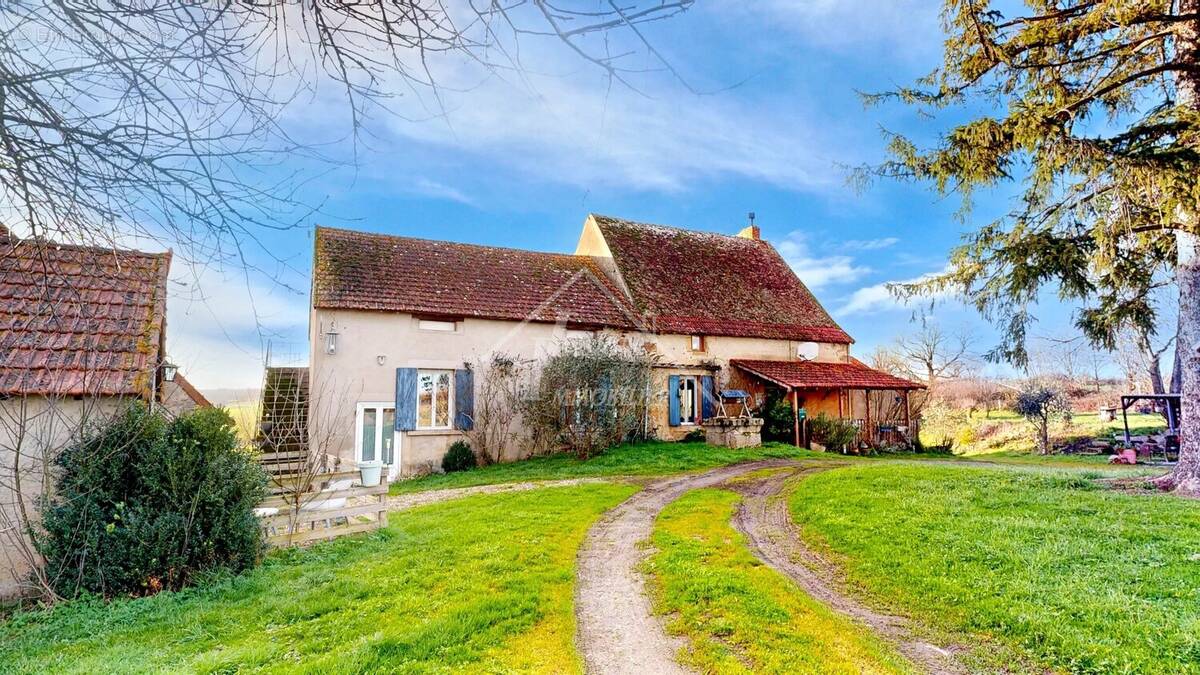 Maison à BOURBON-L'ARCHAMBAULT