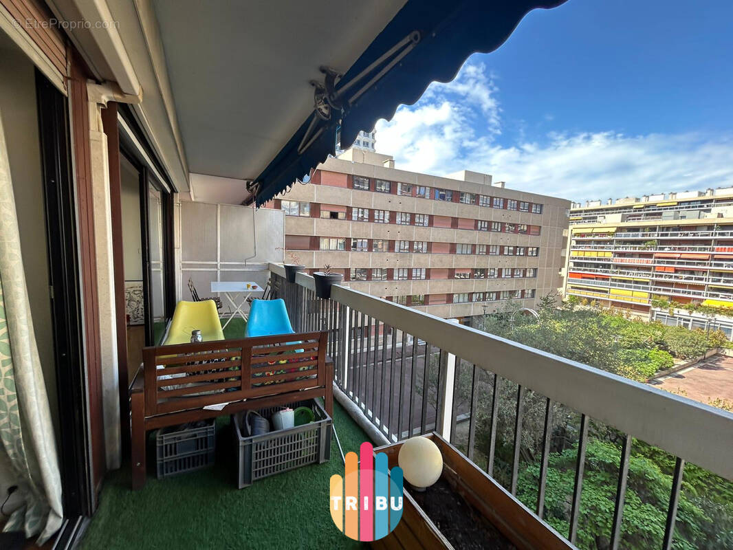 Appartement à MARSEILLE-6E