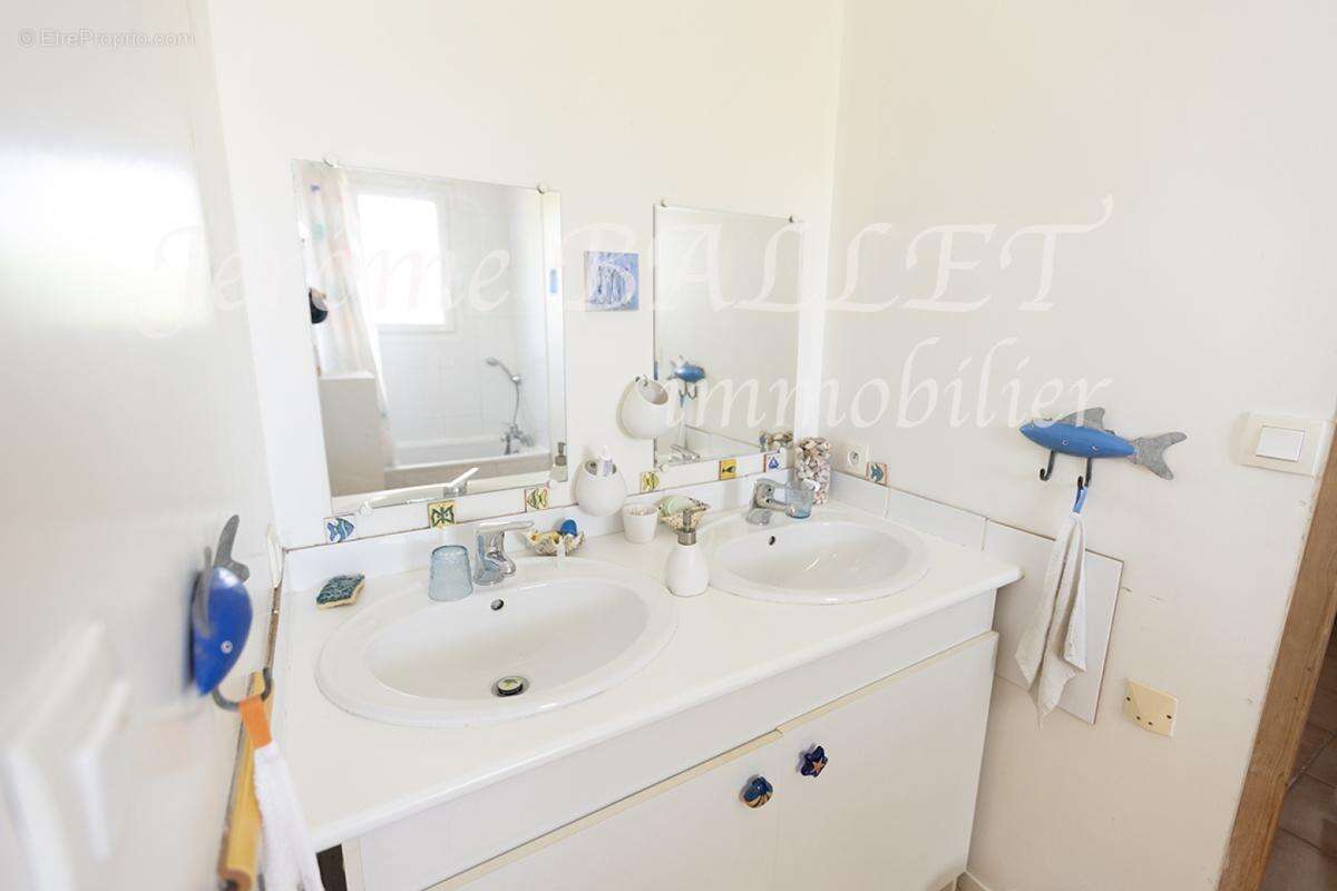 Maison 146 m² à Realmont  - photo 15