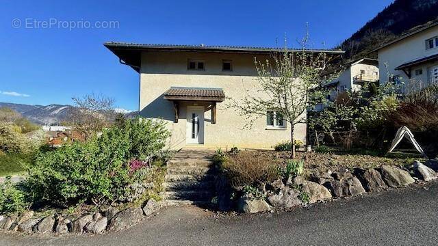 Maison à MARNAZ