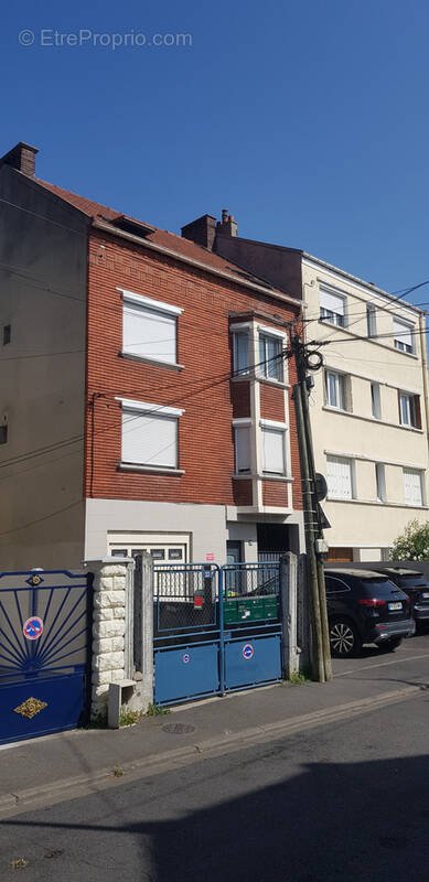 Appartement à LES PAVILLONS-SOUS-BOIS