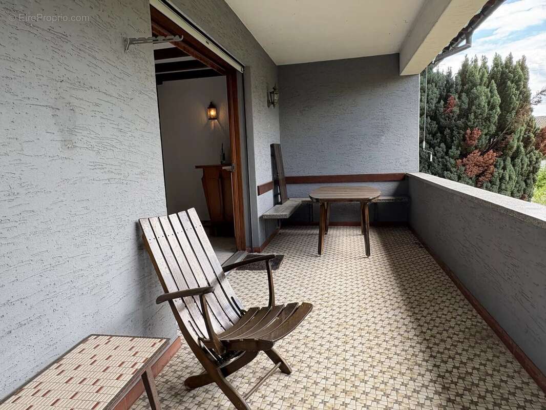 Maison 130 m² à Saint-Louis  - photo 7