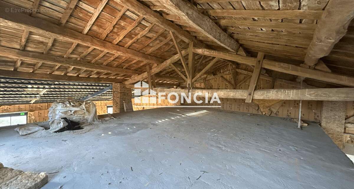 Maison à DREMIL-LAFAGE