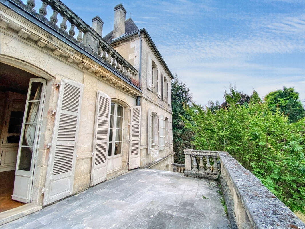 Maison à GOND-PONTOUVRE