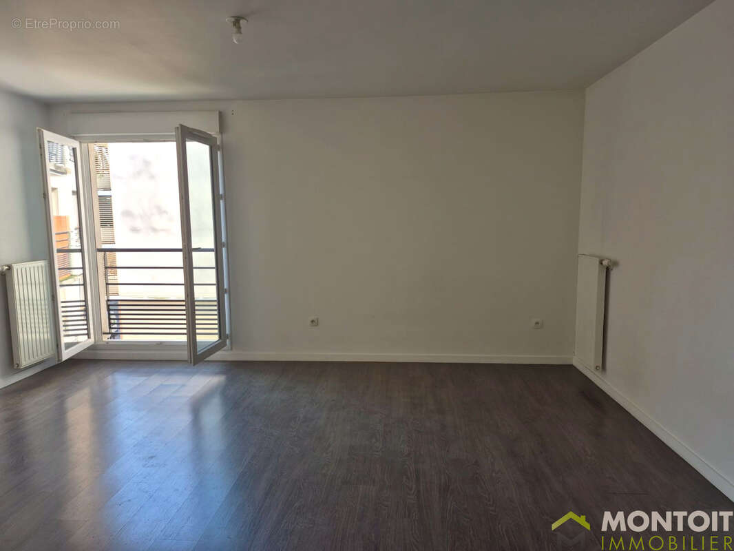 Appartement à THIAIS