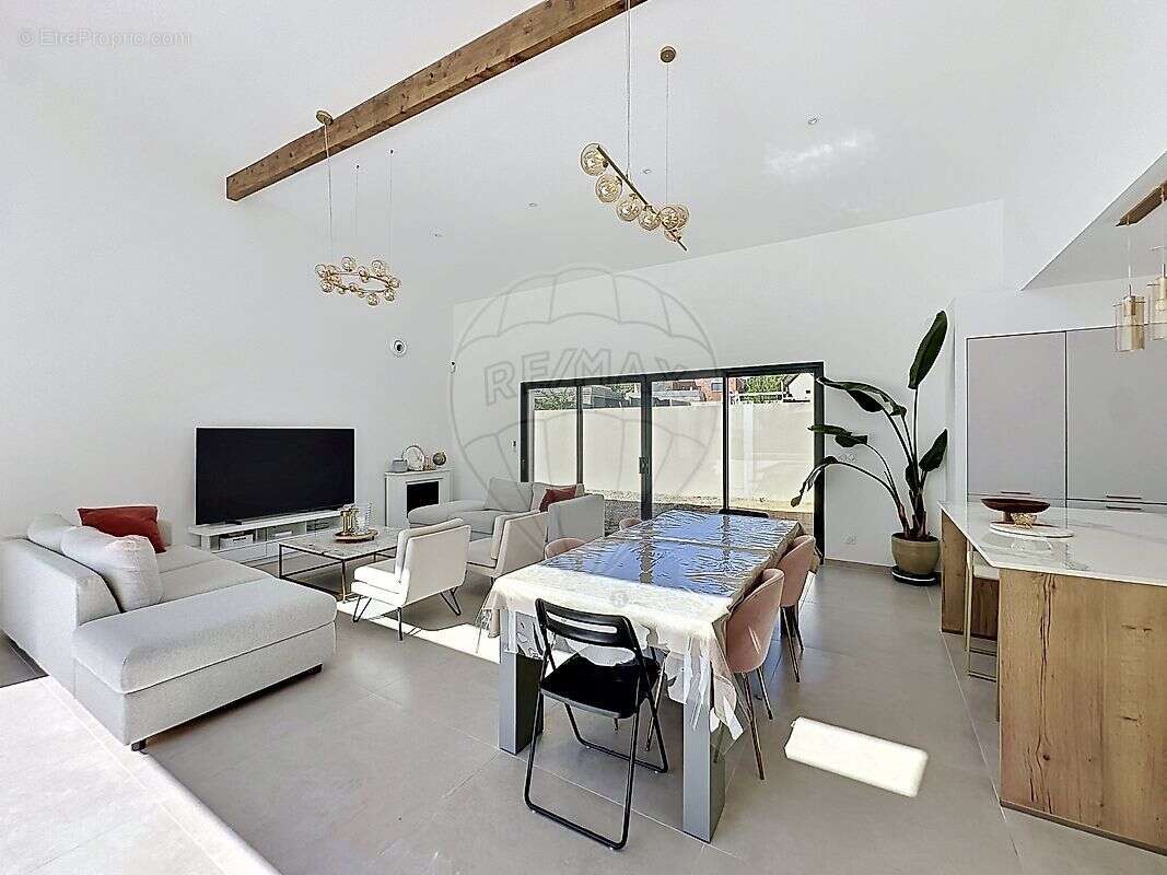 Maison à NIMES