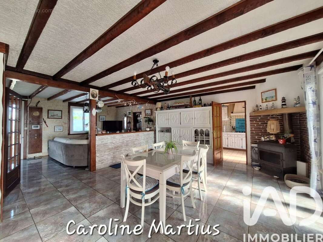 Photo 2 - Maison à CHARRON