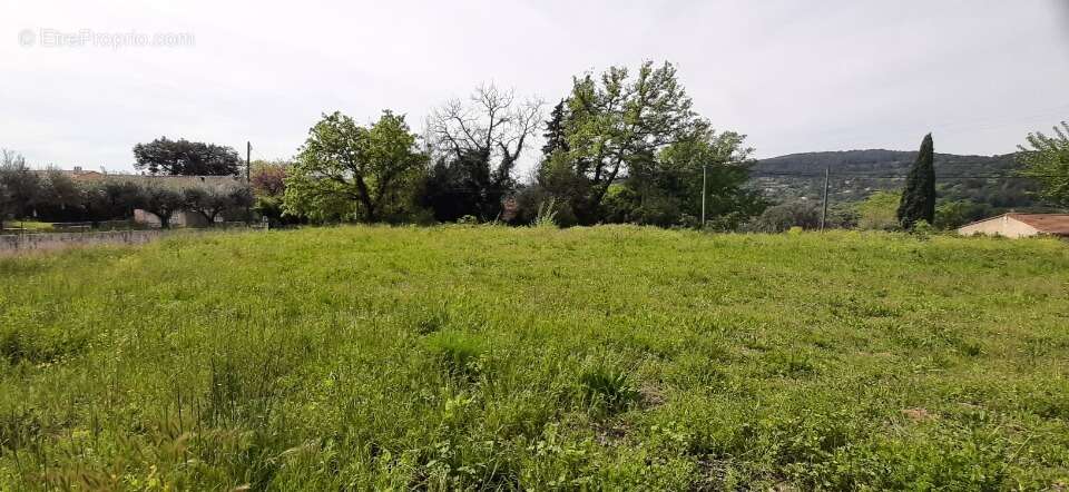 Terrain à DRAGUIGNAN
