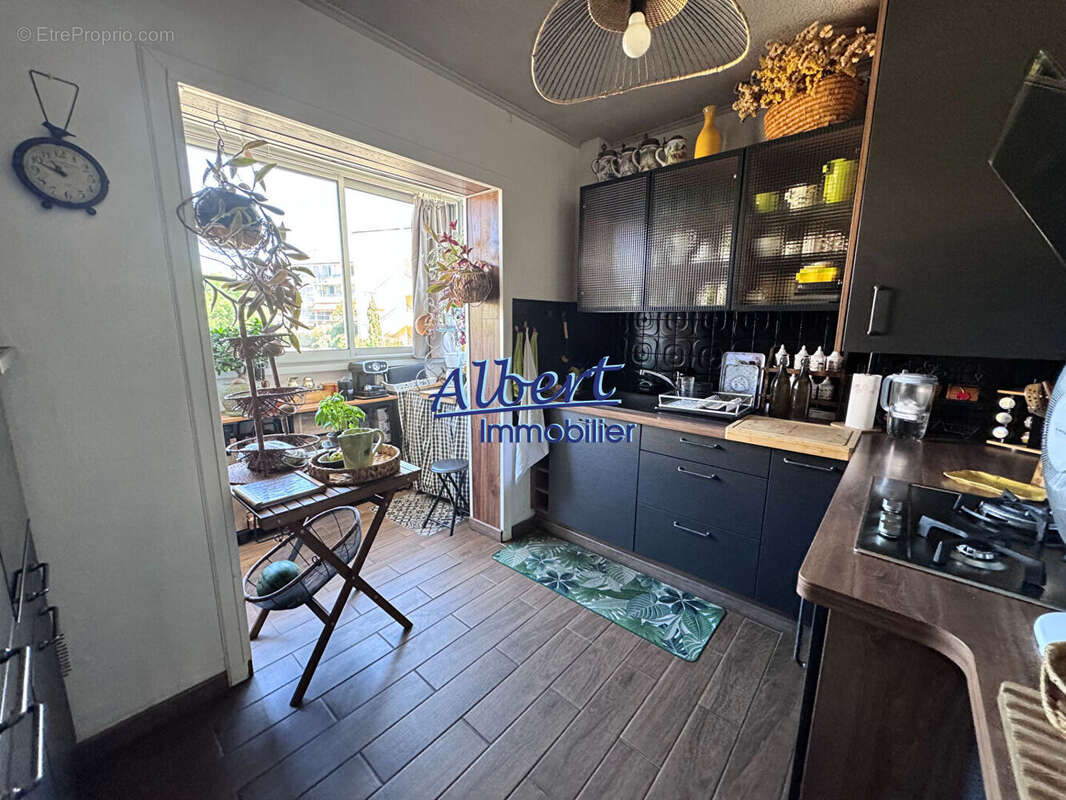 Appartement La Seyne Sur Mer 3 pièce(s) 77 m2 - photo 4