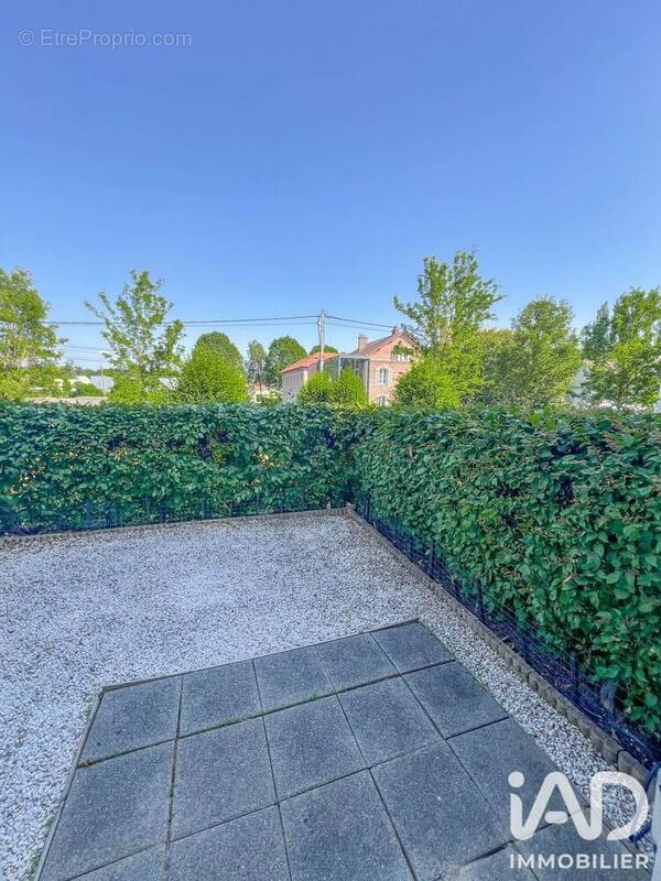 Photo 1 - Appartement à VILLENOY