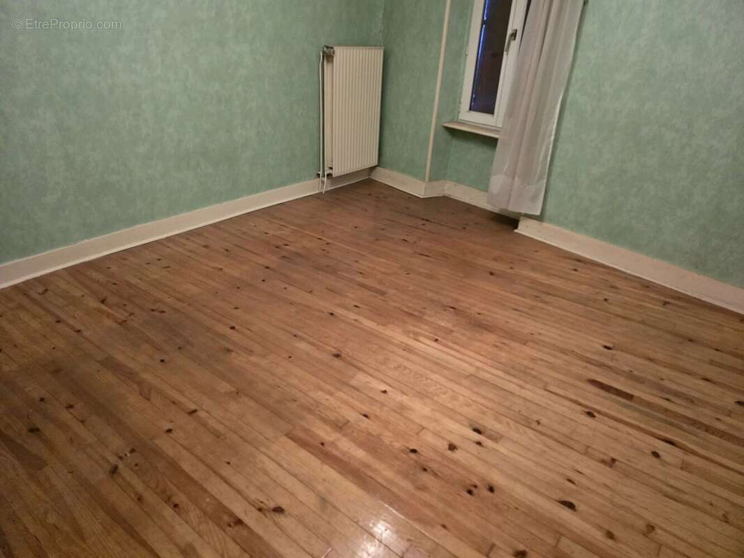 Maison à BRASSAC-LES-MINES