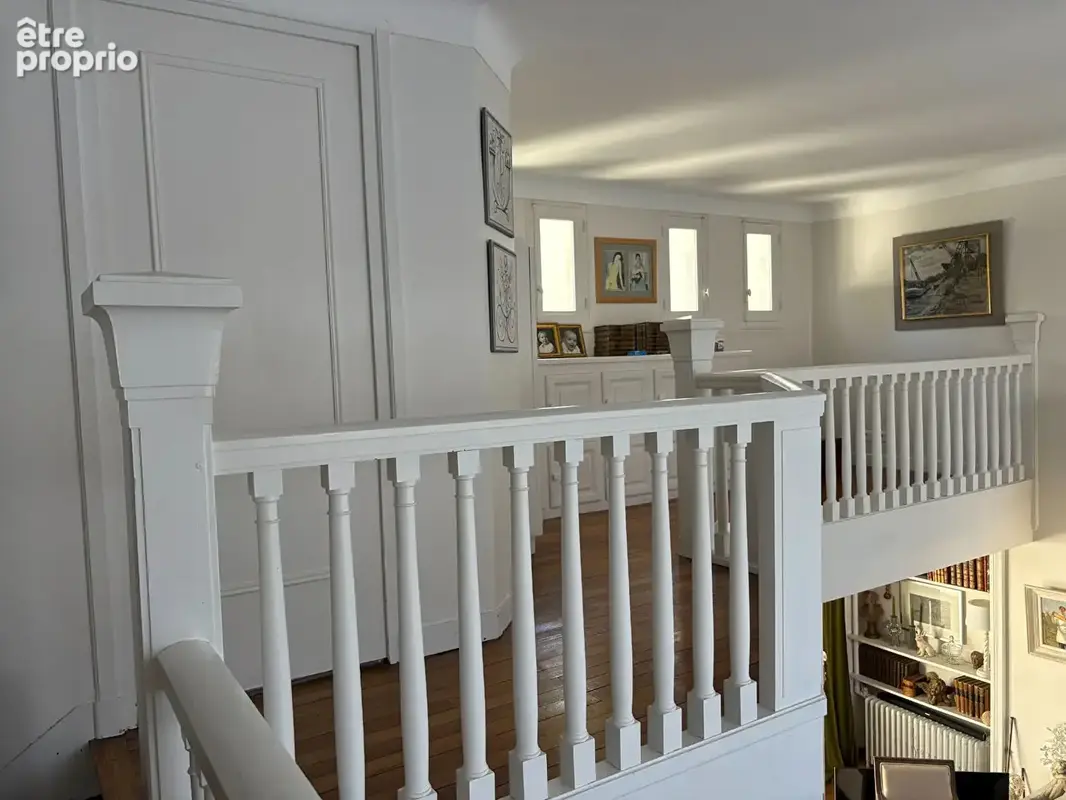 Belle maison familiale de 144 m² avec 5 chambres, jardin et garage - photo 8