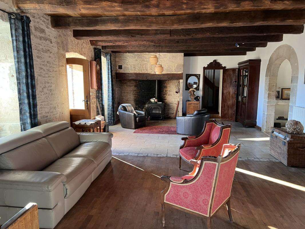 Maison à CAMBES