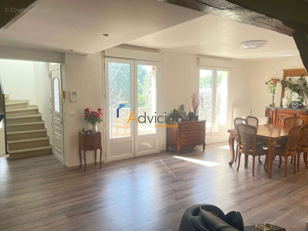 Maison à SAACY-SUR-MARNE