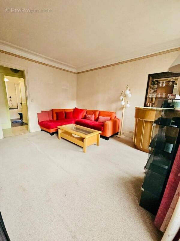 Appartement à PARIS-12E