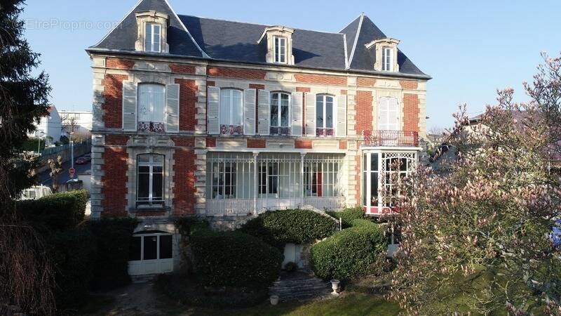 Maison à CHATEAU-THIERRY