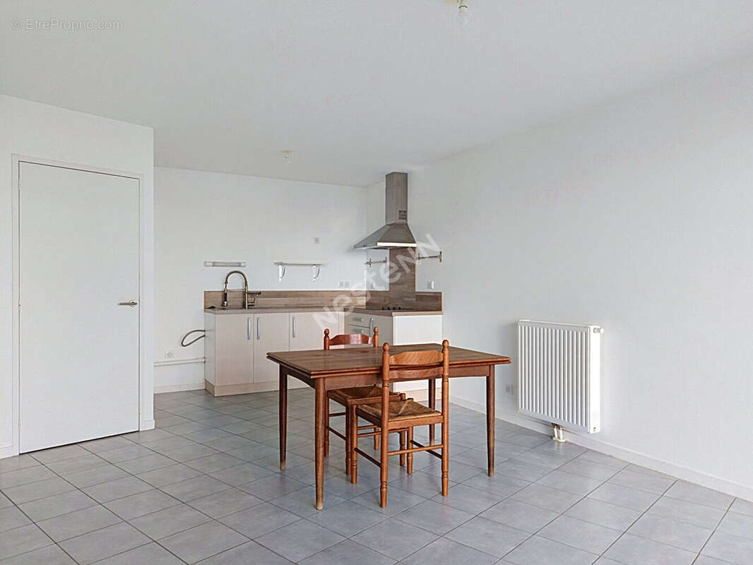A vendre appartement 3 pièces 56.3 m2 -  dans résidence sénior Ile de Nantes avec parking - photo 3