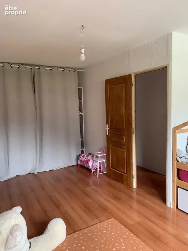 À L'Escarene 22 kilomètres de Nice, Un appartement confortable, authentique et moderne au cœur du village. - photo 15
