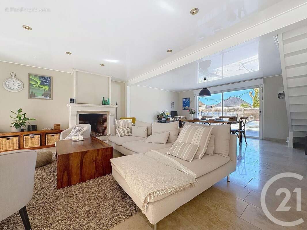 Maison à BREVIANDES