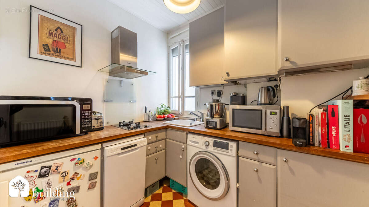 Appartement à LEVALLOIS-PERRET