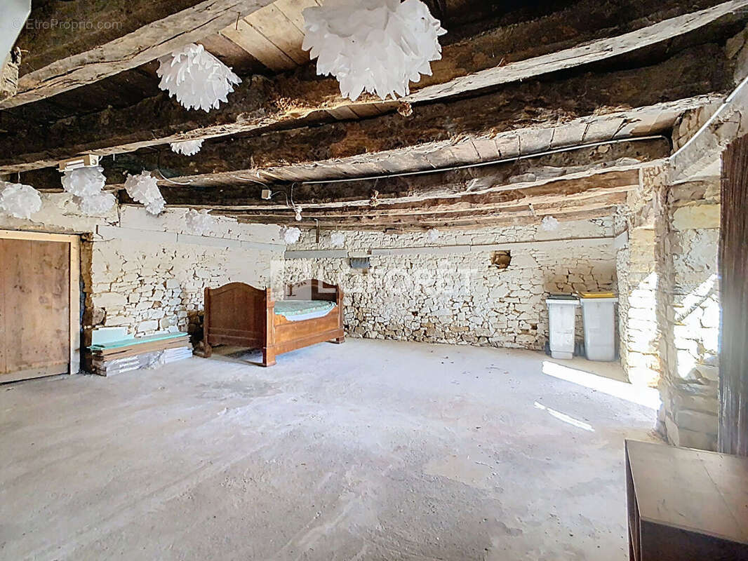 Maison à MAXENT