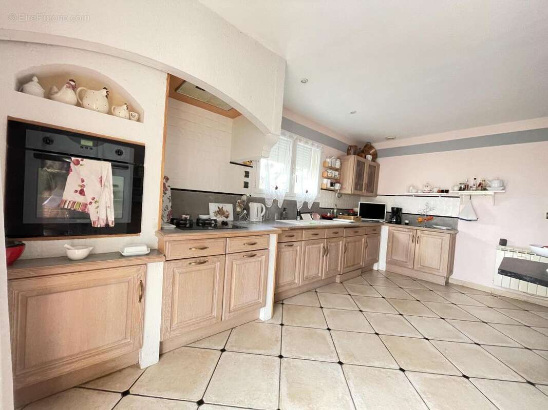 Maison à SAINT-FELIX-DE-LODEZ