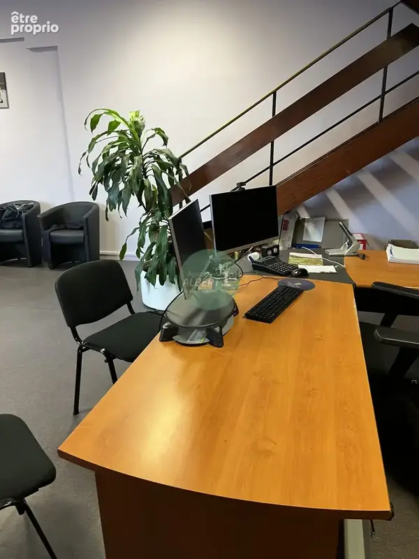 Commerce 130 m² à vendre à Lillebonne (76170) - photo 4