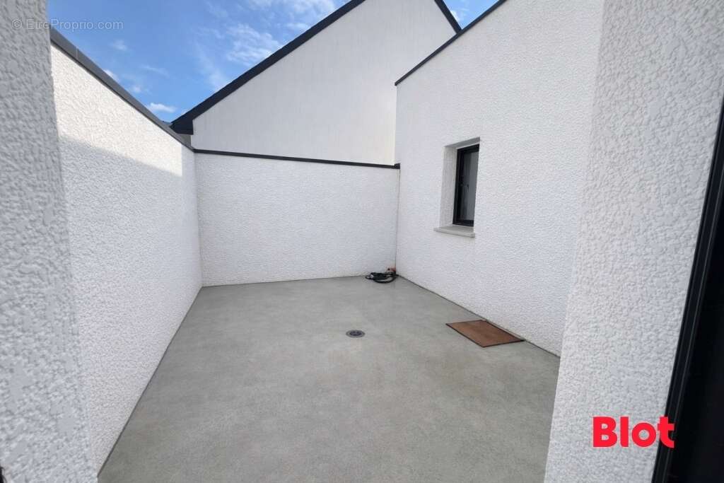 Maison à THEIX