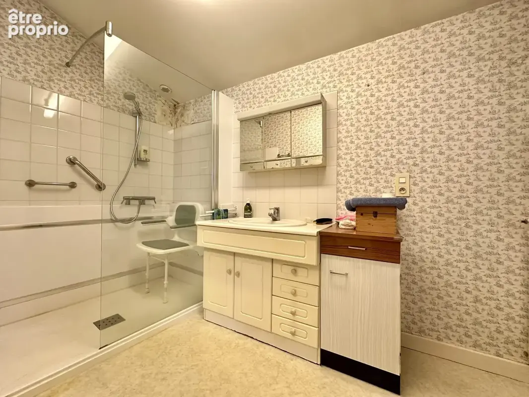 Maison 6 pièces 180 m² à vendre à Riom (63200) - photo 9