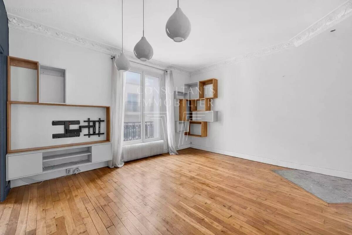 Appartement à LEVALLOIS-PERRET