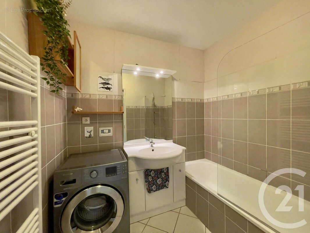 Appartement à VILLEURBANNE