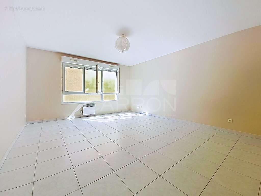 Appartement à LYON-7E