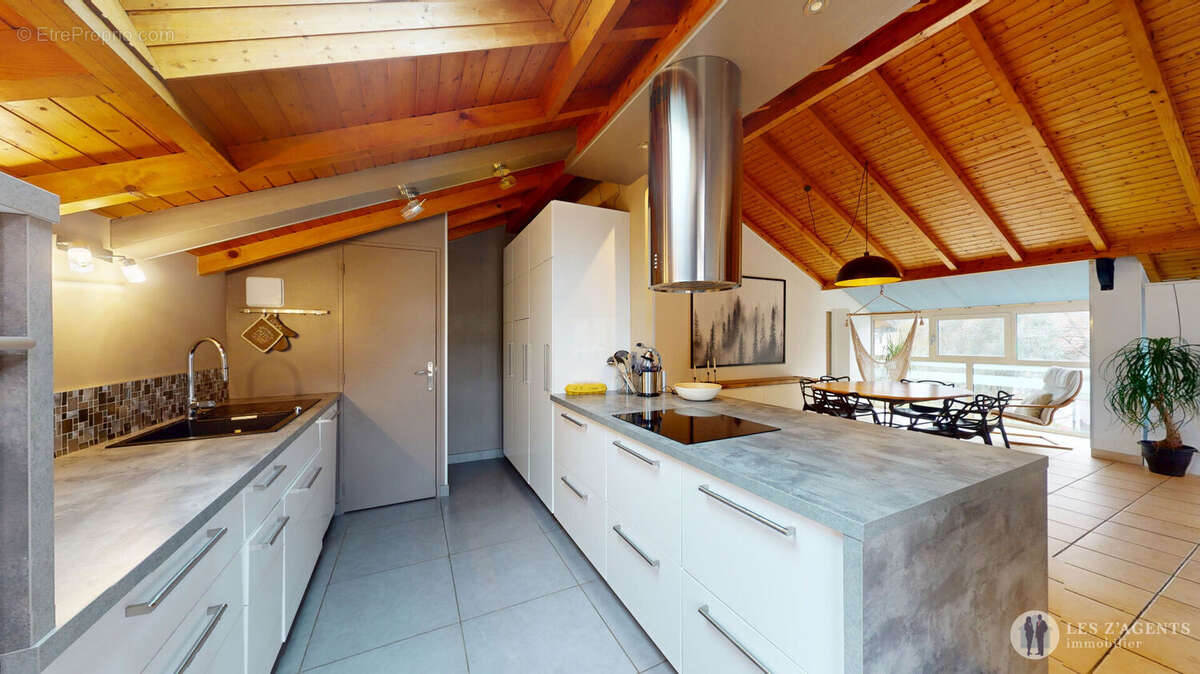 Maison à ECHIROLLES