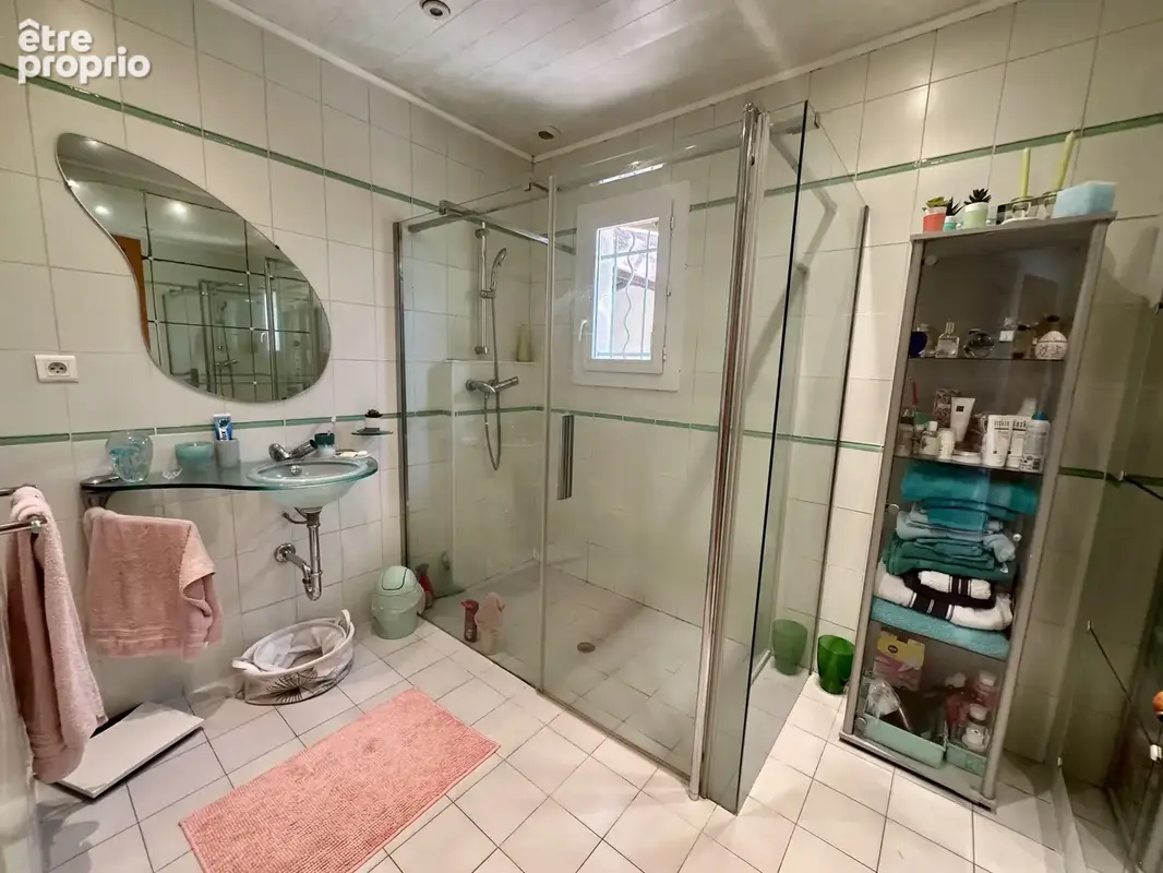 RARE et SUPERBE VILLA 5 chambres (poss de séparer une partie en T2 pour AIRBNB/FAMILLE) sur 1100 m2 paysagés - photo 15