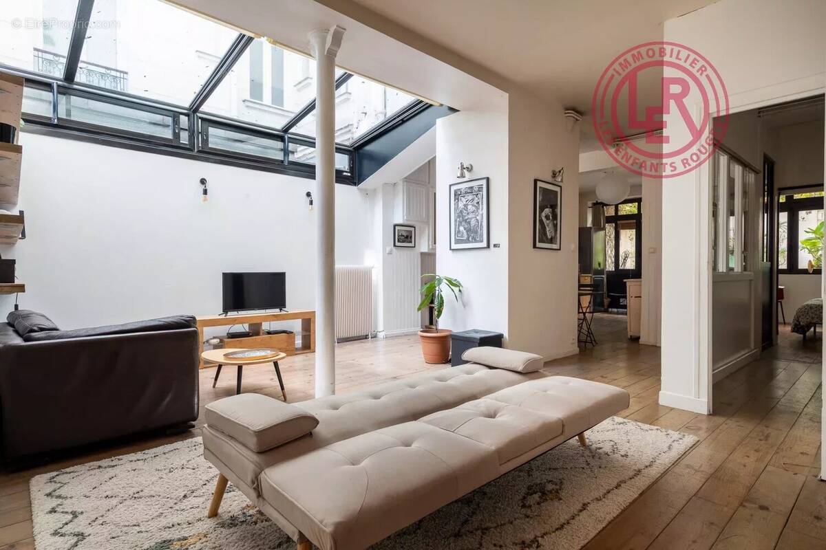 Appartement à PARIS-11E