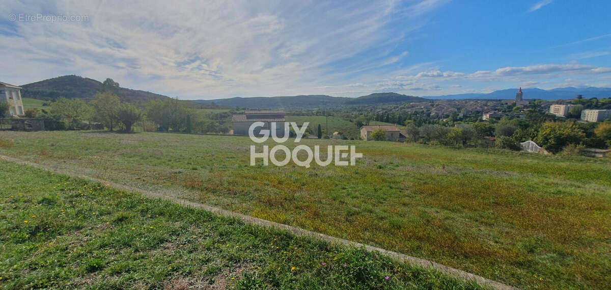 Maison à VILLENEUVE-DE-BERG