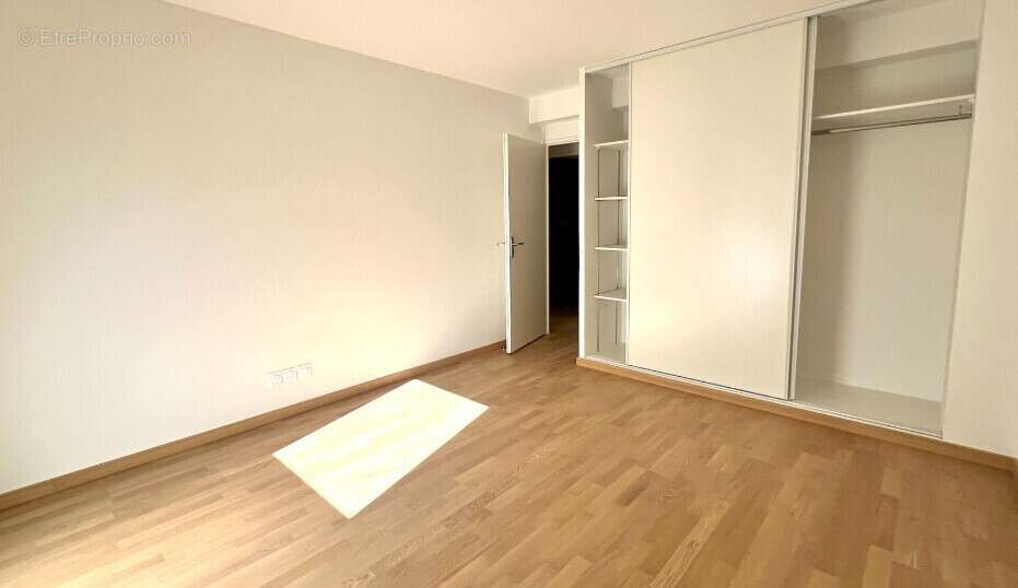 Appartement T4 + Terrasse - Quartier Saint Cyprien - photo 7