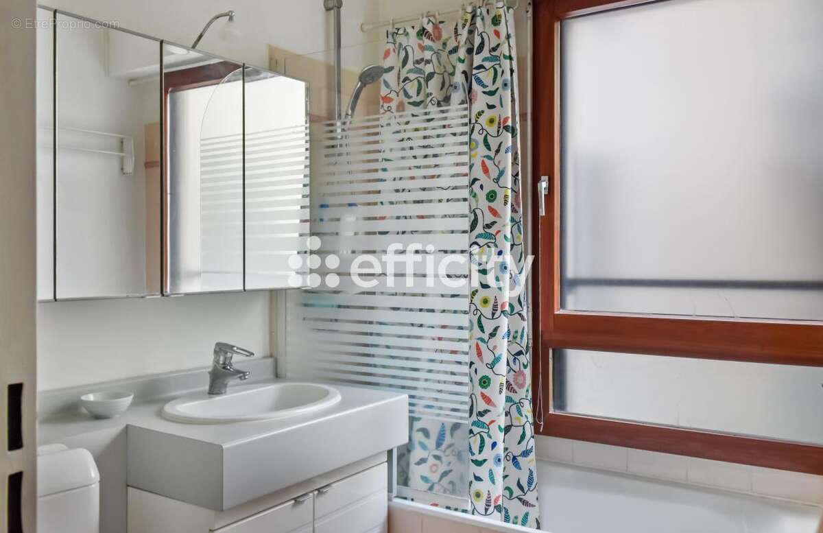 Appartement à RUEIL-MALMAISON