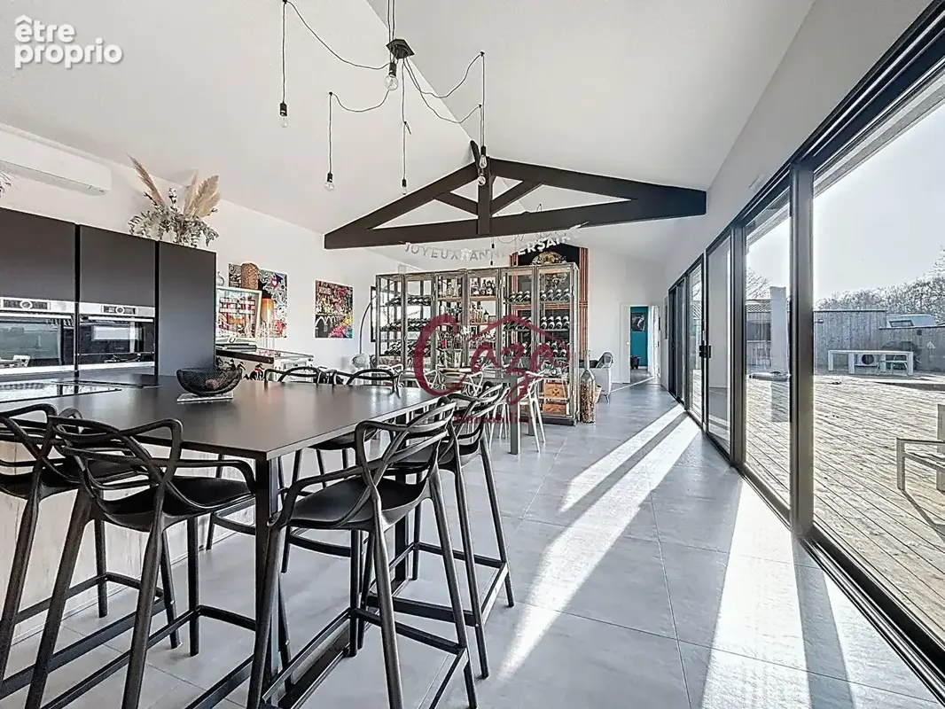 Maison 202 m2 secteur Camblanes - photo 3