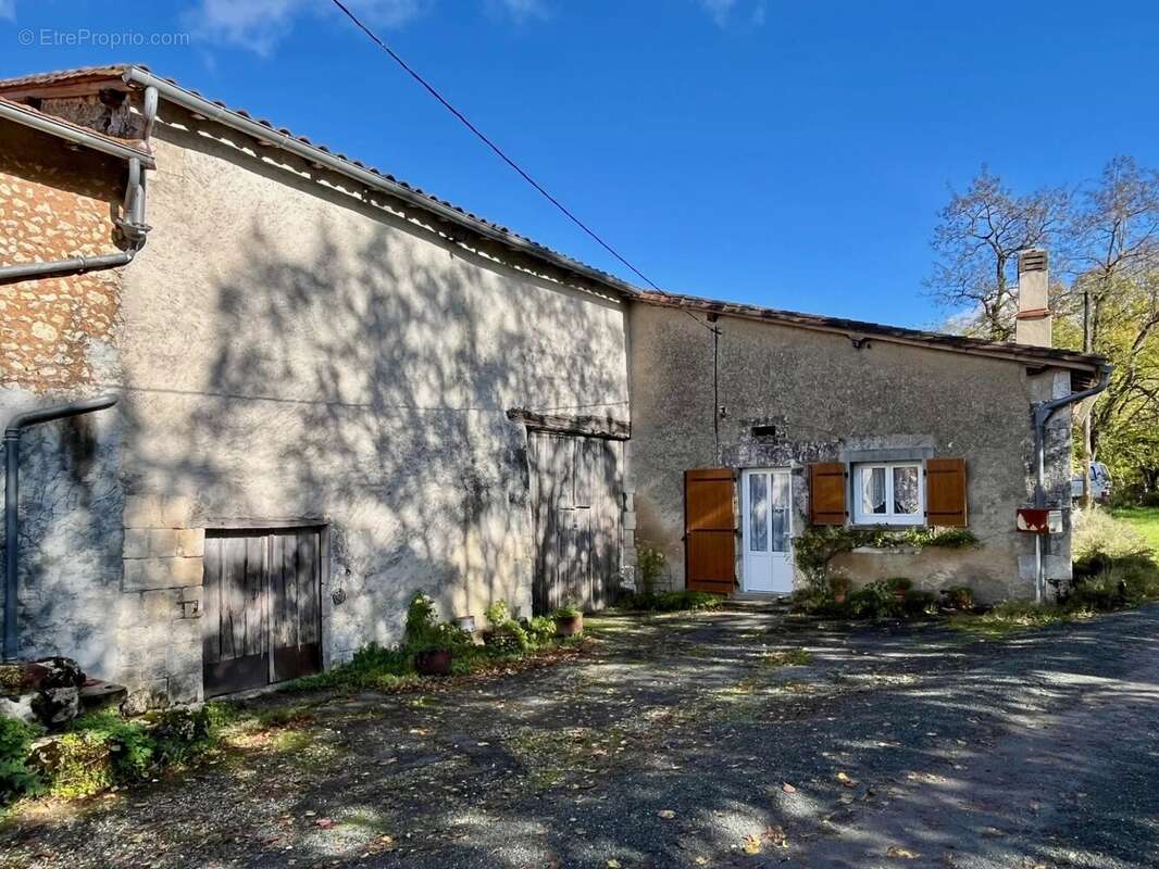 Maison à BOUTEILLES-SAINT-SEBASTIEN