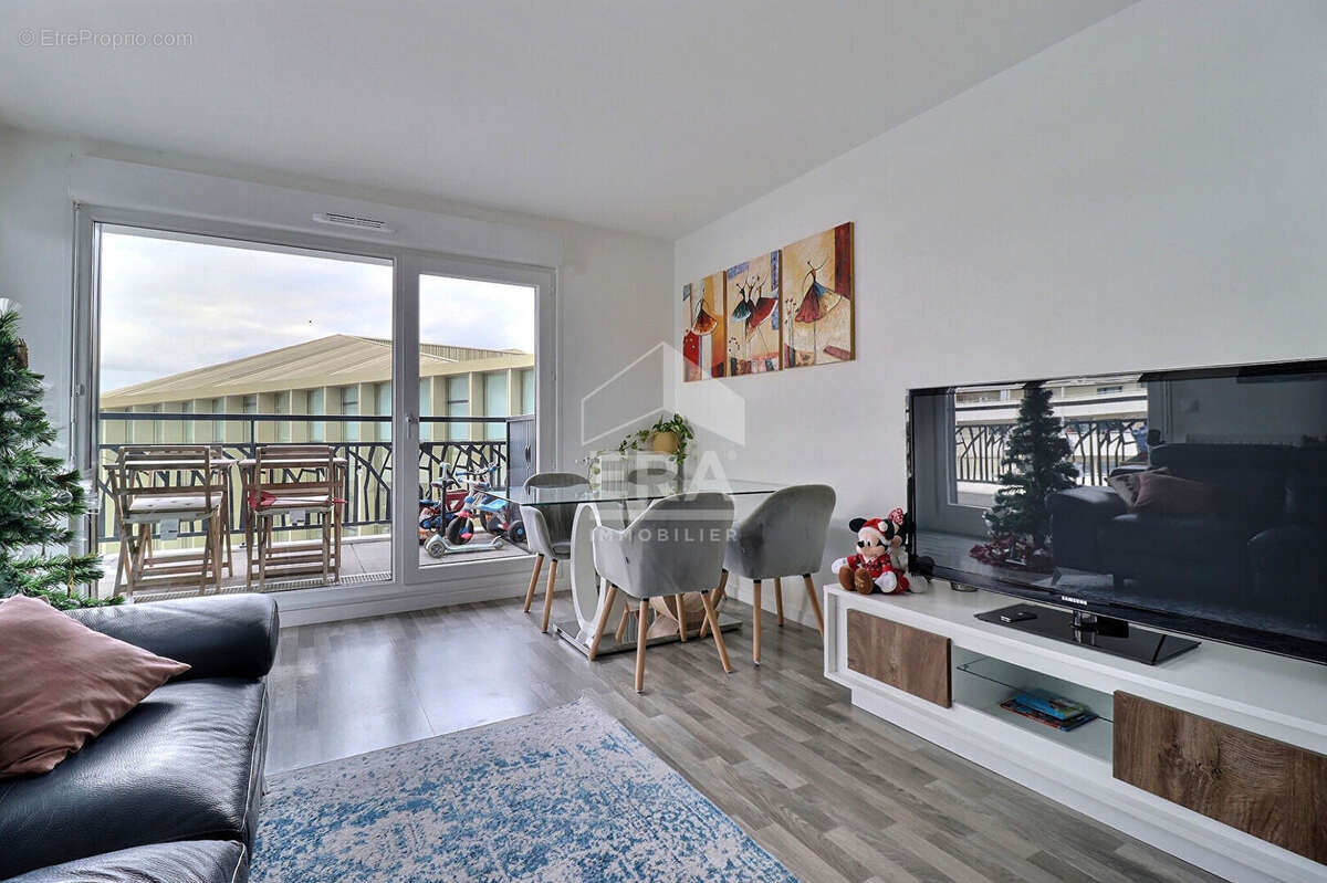 Appartement à COLOMBES