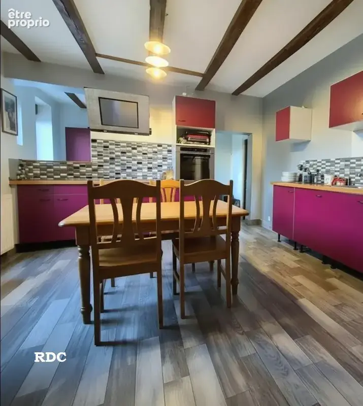 Maison en pierre de caractère - 214m2 - 7 pièces - photo 3